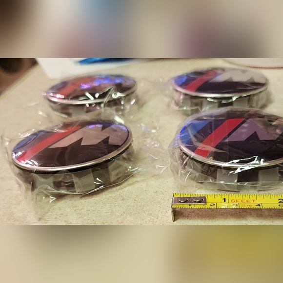 New Set Of 4 BMW hubcap Center Caps.  Read below - Picture 1 of 6